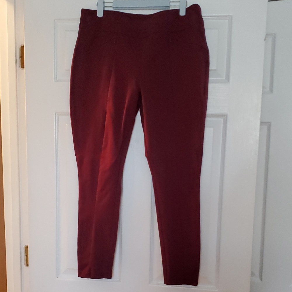 Susan Graver Weekend Teal Pull On Straight Leg Pants. NWOT.